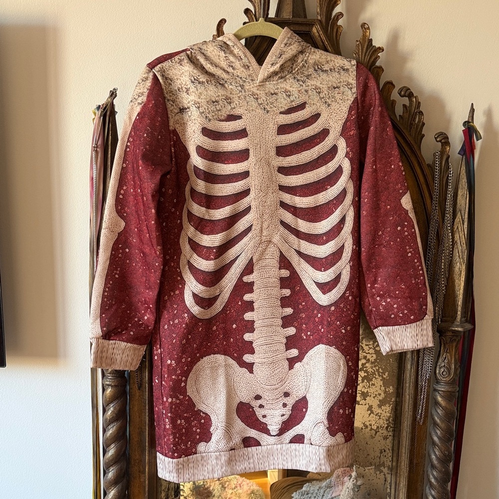 Skeleton Print Hoodie sweatshirt NWOT